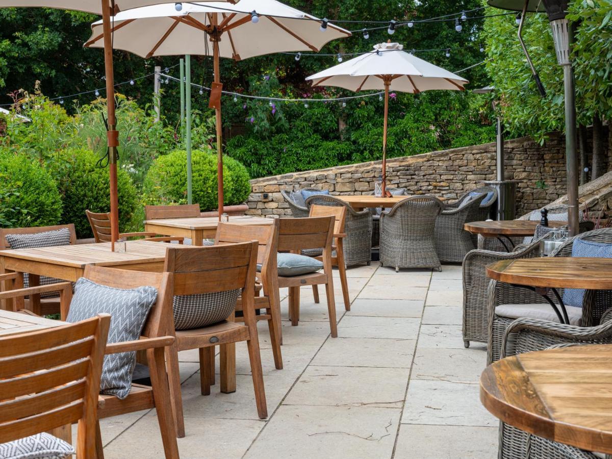 The Wheatsheaf Inn Bourton-on-the-Water Exterior foto