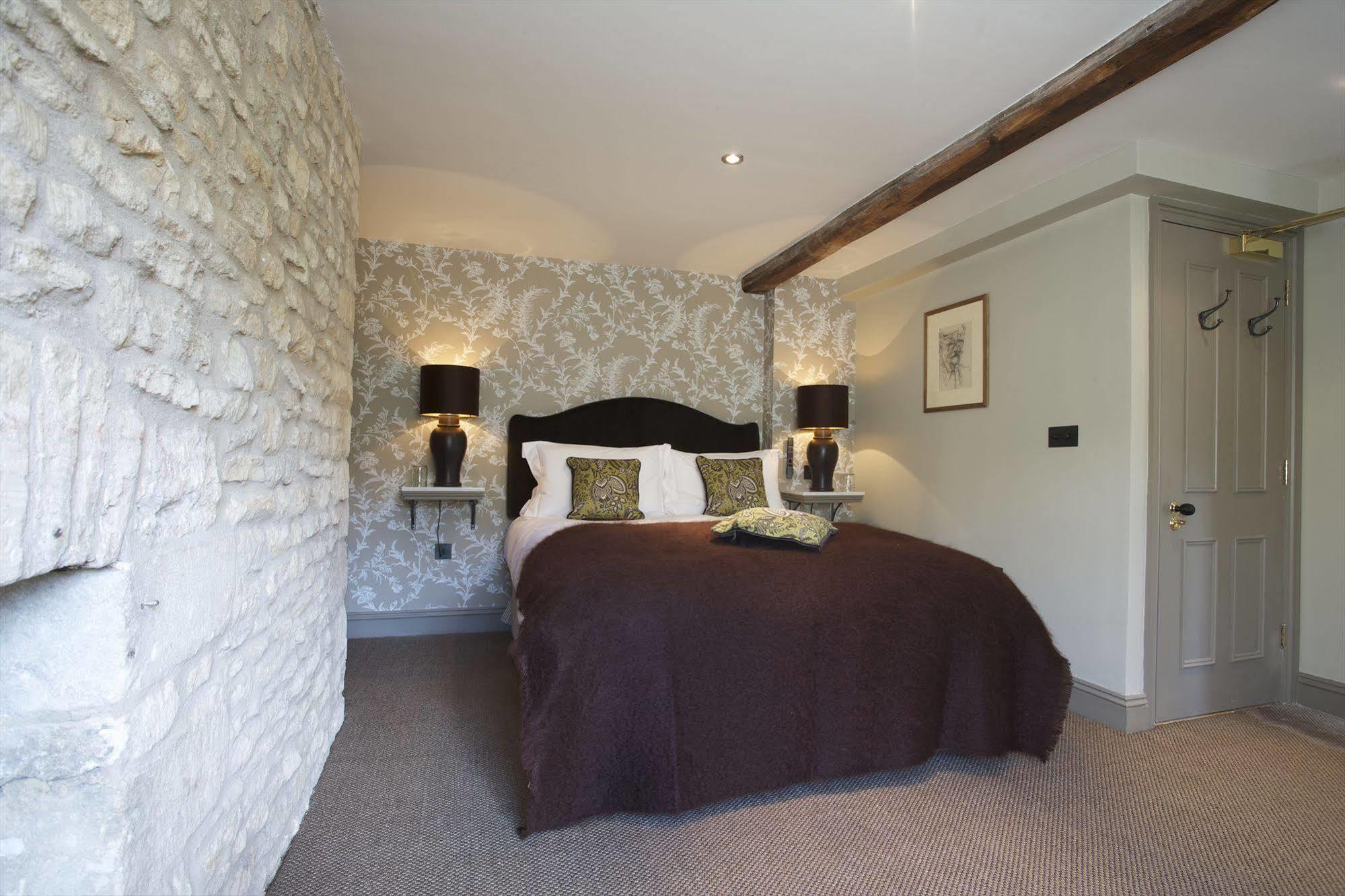The Wheatsheaf Inn Bourton-on-the-Water Exterior foto