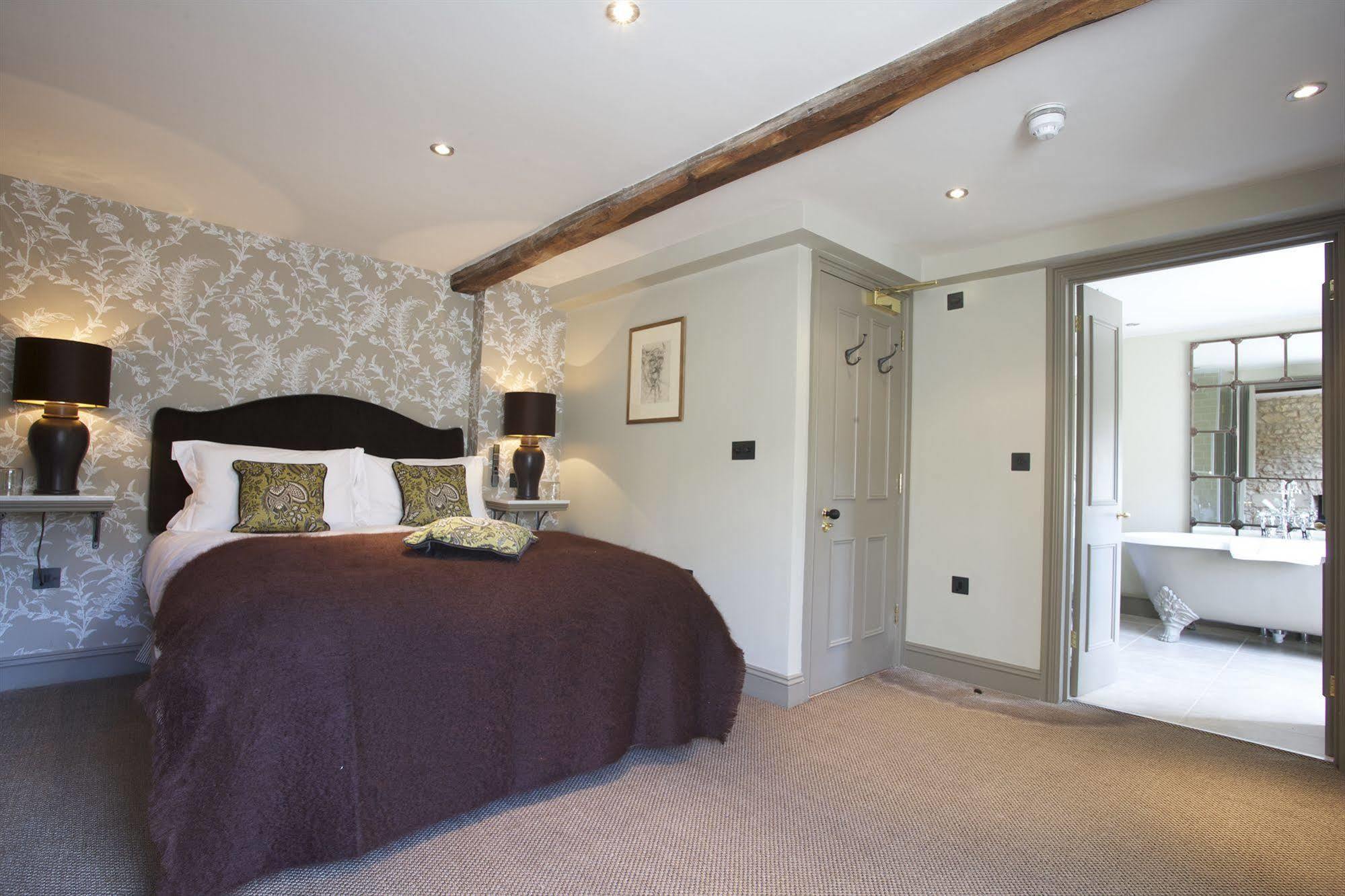 The Wheatsheaf Inn Bourton-on-the-Water Exterior foto